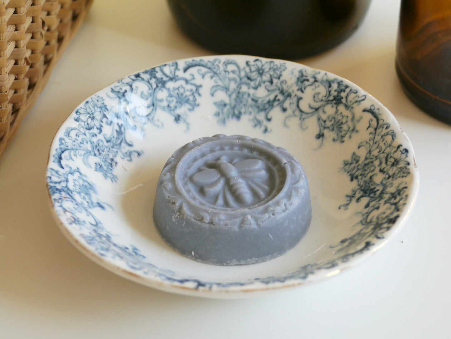 Tallow Soap Bee Bars